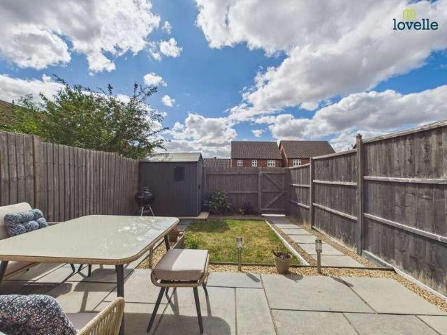 2 bed house for sale