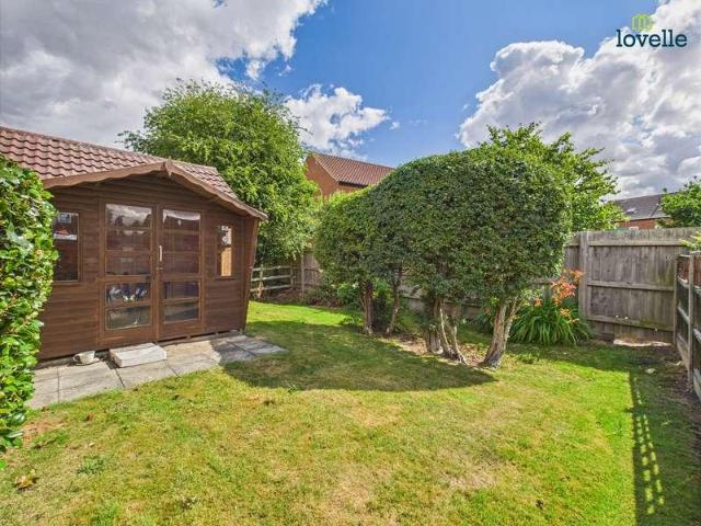 2 bed house for sale