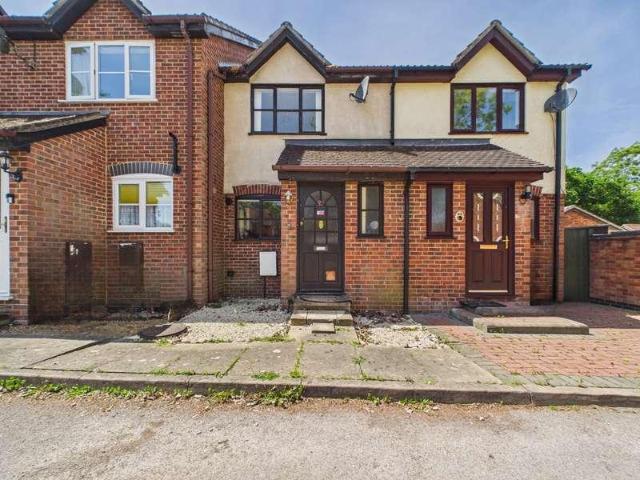 2 bed house for sale