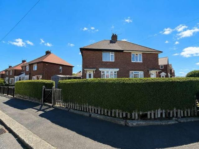 2 bed house for sale