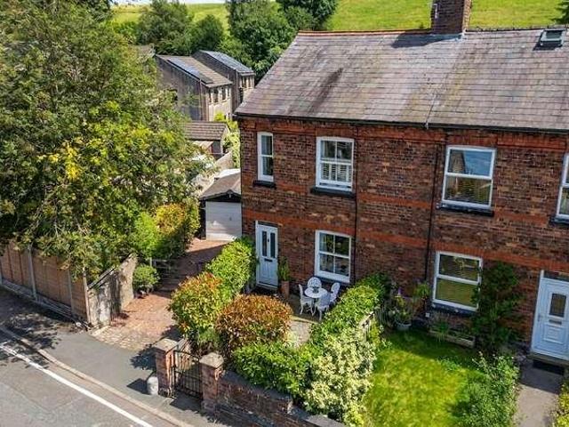 2 bed house for sale