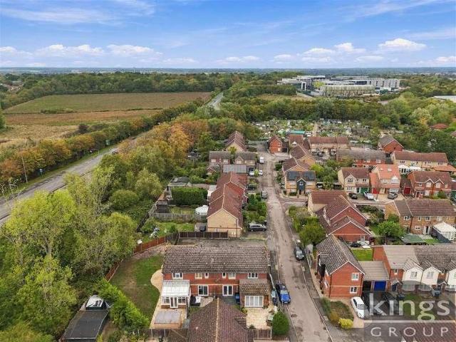 2 bed house for sale