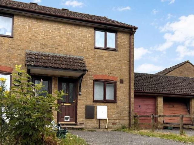2 bed house for sale