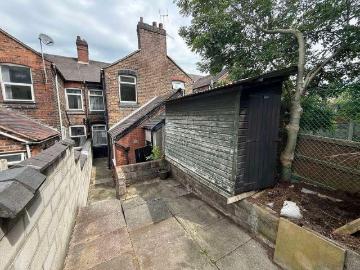 2 bed house for sale
