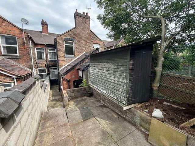 2 bed house for sale