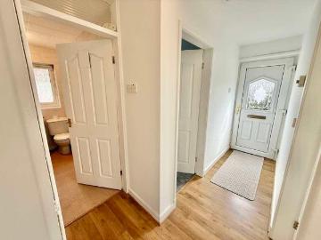 2 bed house for sale