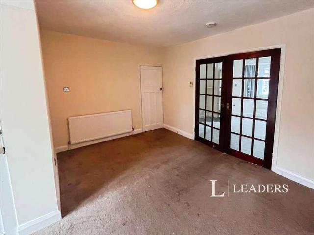 2 bed house for sale