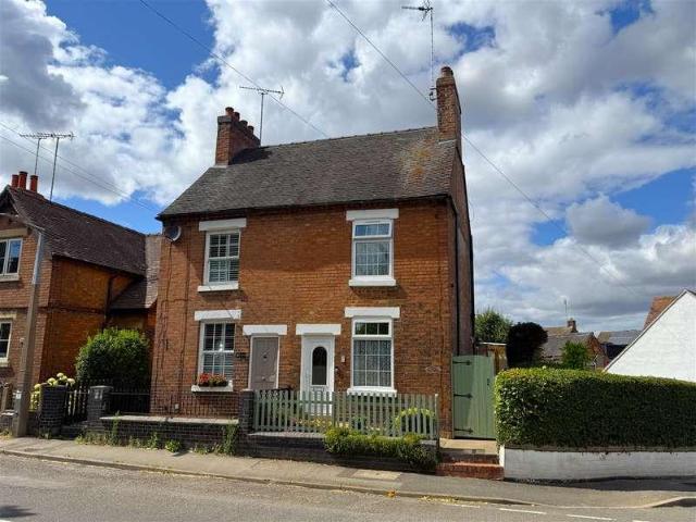 2 bed house for sale