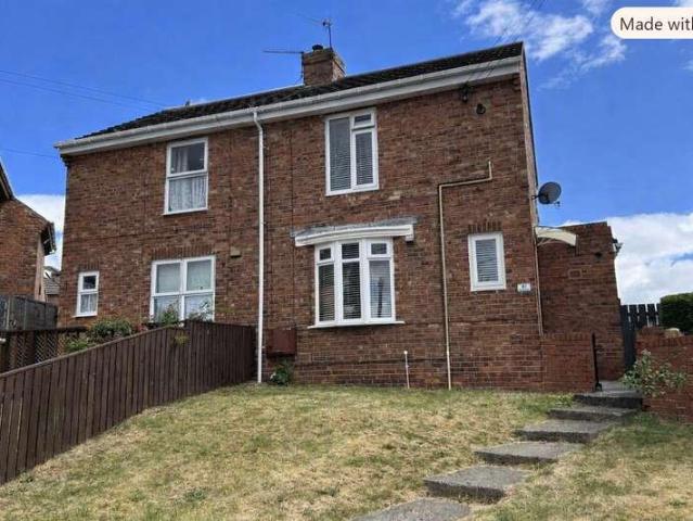 2 bed house for sale
