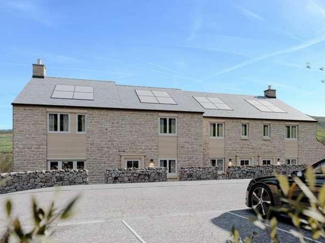 2 bed house for sale