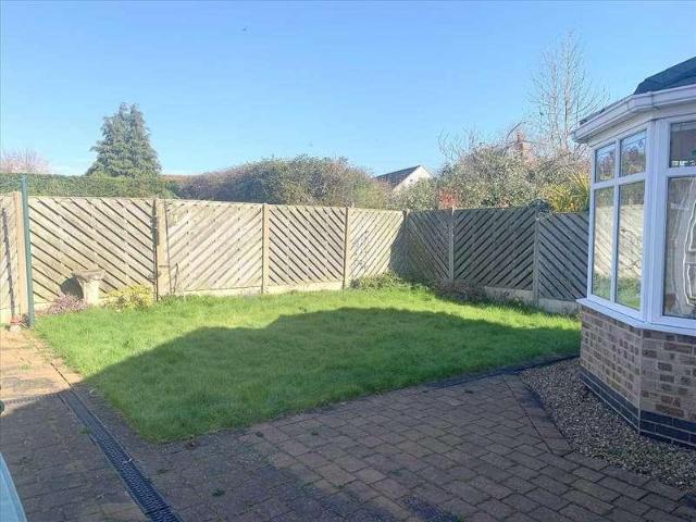 2 bed house for sale