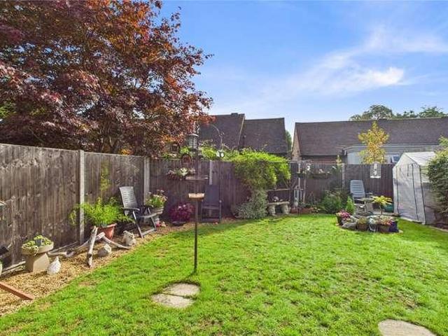 2 bed house for sale