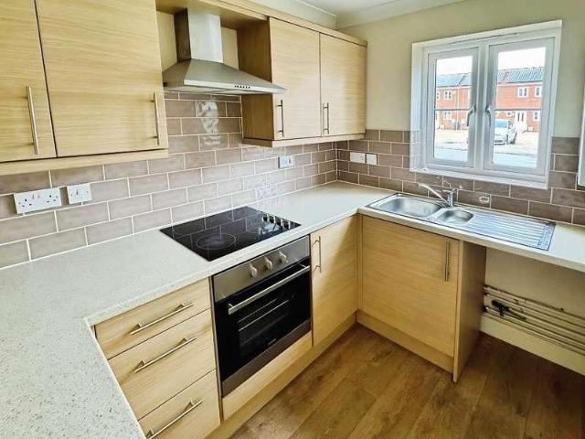 2 bed house for sale