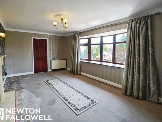 2 bed house for sale