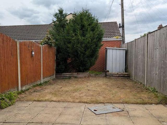 2 bed house for sale