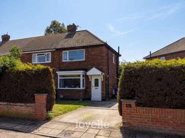 2 bed house for sale