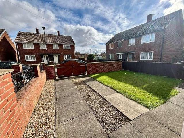 2 bed house for sale
