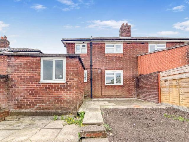 2 bed house for sale