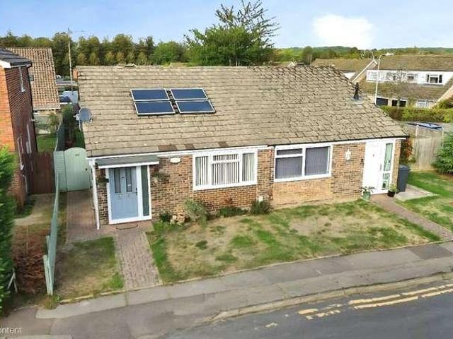 2 bed house for sale