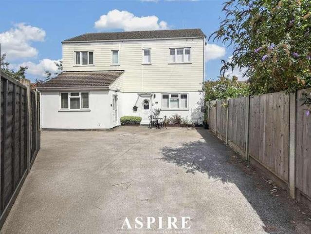 2 bed house for sale