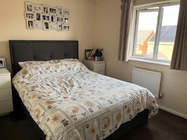 2 bed house for sale