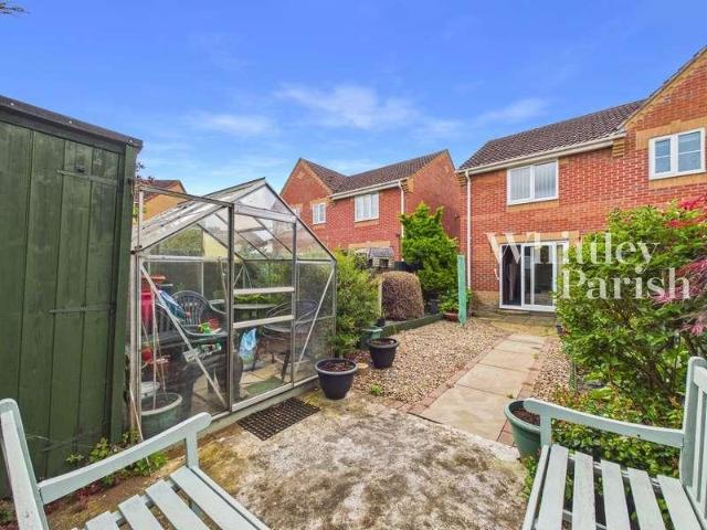 2 bed house for sale