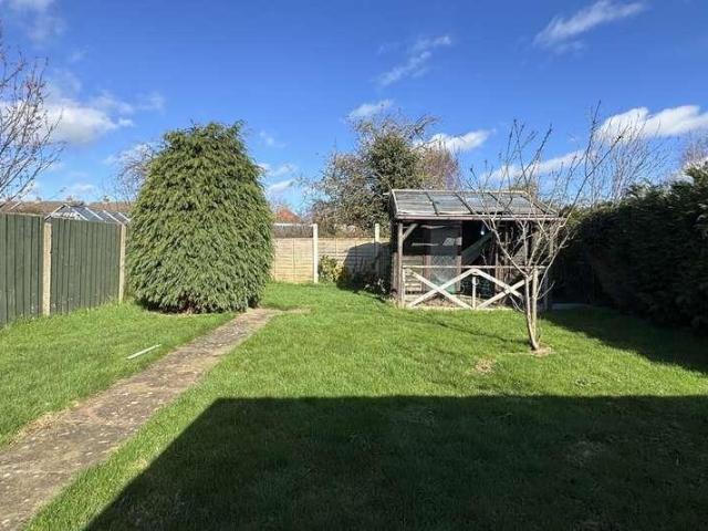2 bed house for sale