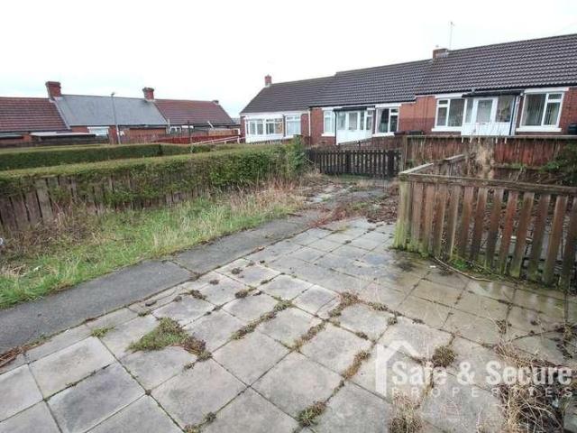 2 bed house for sale