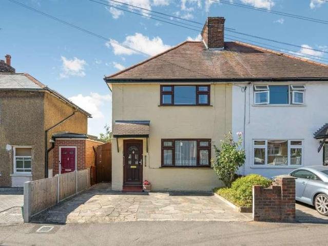 2 bed house for sale