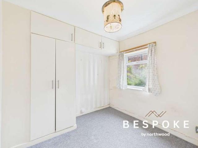 2 bed house for sale
