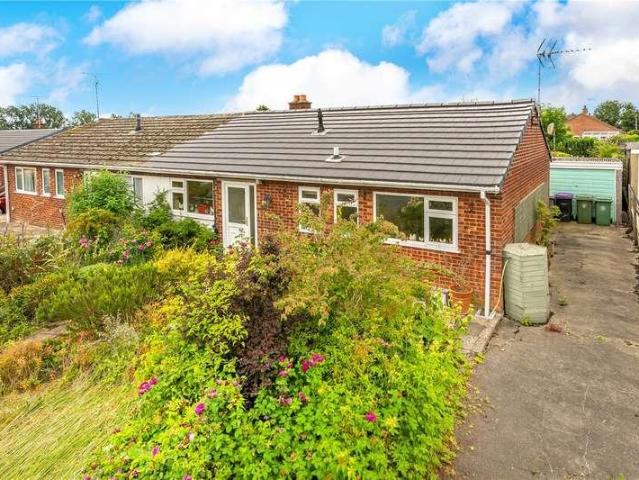 2 bed house for sale