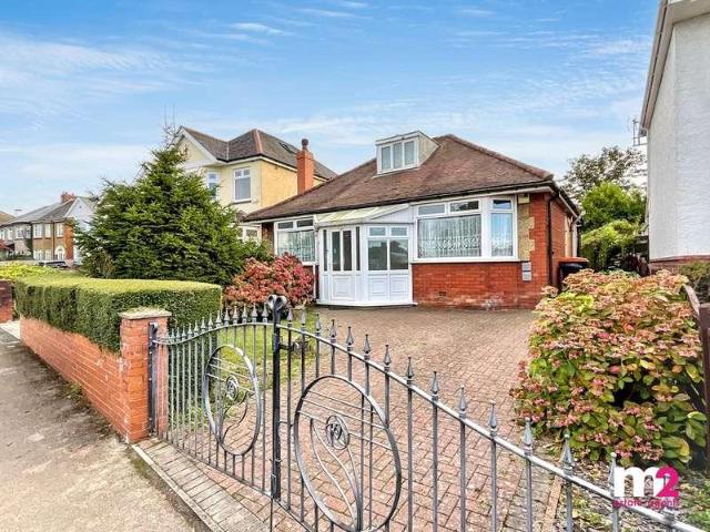 2 bed house for sale