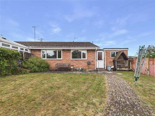 2 bed house for sale
