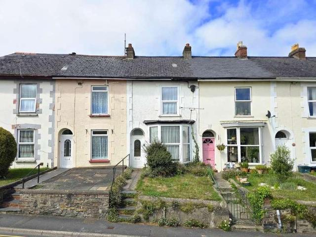 2 bed house for sale