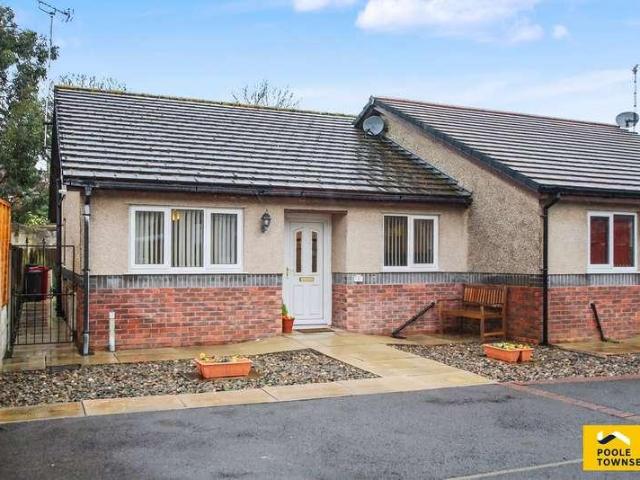 2 bed house for sale