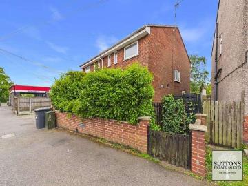 2 bed house for sale