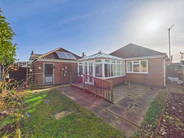 2 bed house for sale
