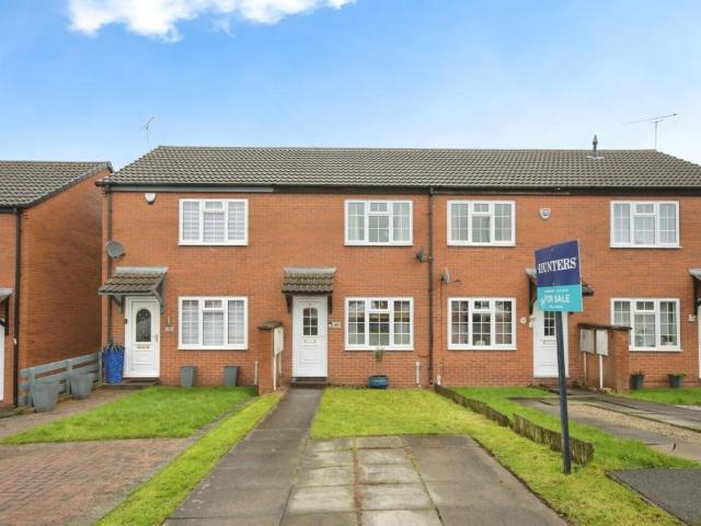 2 bed house for sale