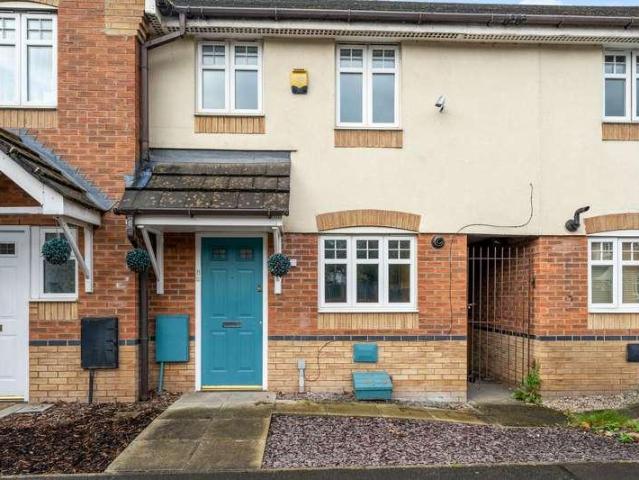 2 bed house for sale