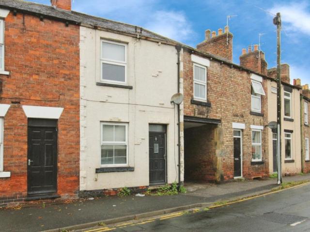 2 bed house for sale