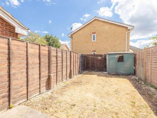 2 bed house for sale