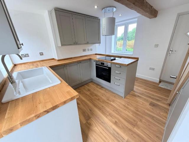 2 bed house for sale