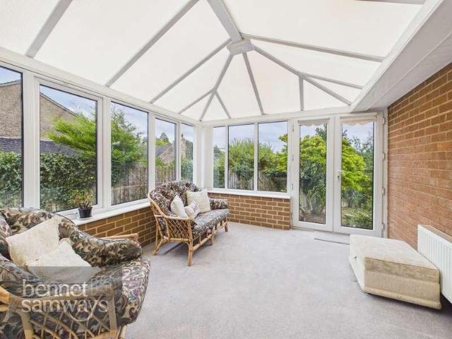 2 bed house for sale