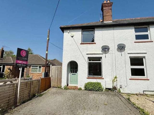 2 bed house for sale