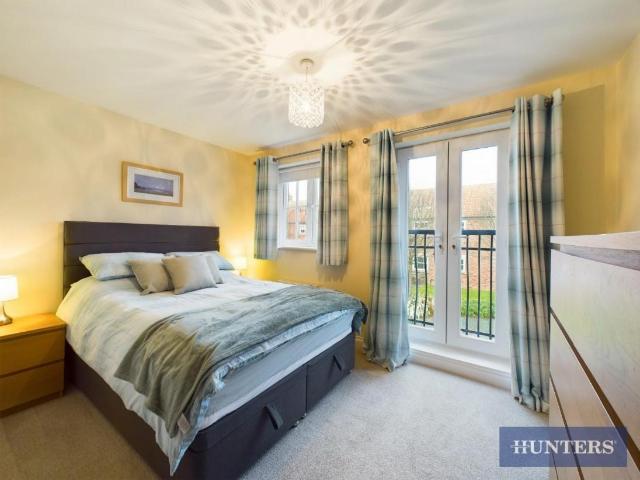 2 bed house for sale