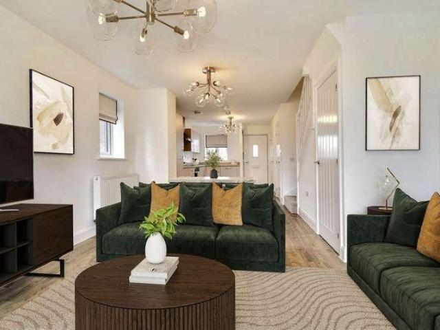 2 bed house for sale