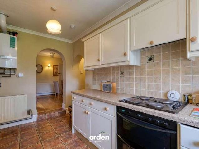 2 bed house for sale