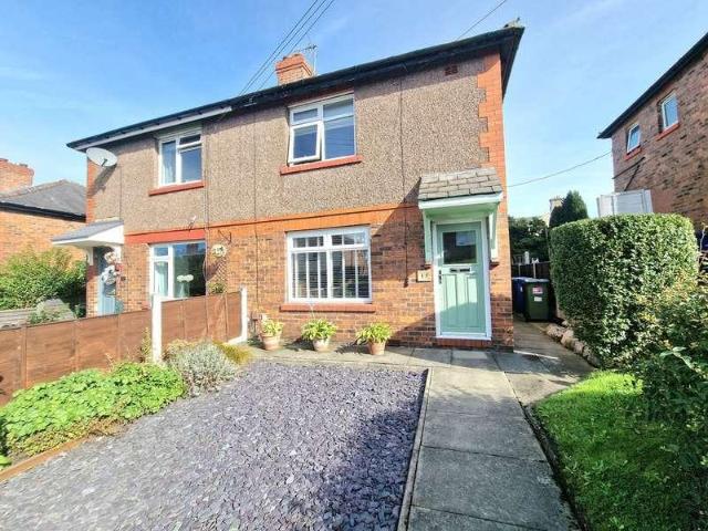 2 bed house for sale