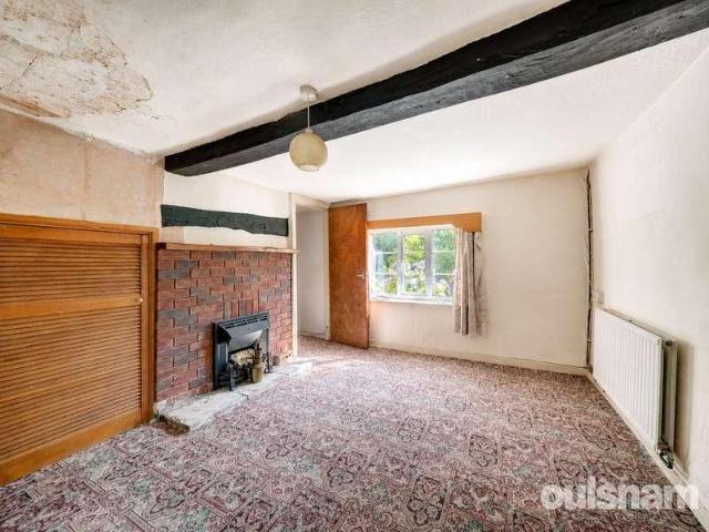 2 bed house for sale
