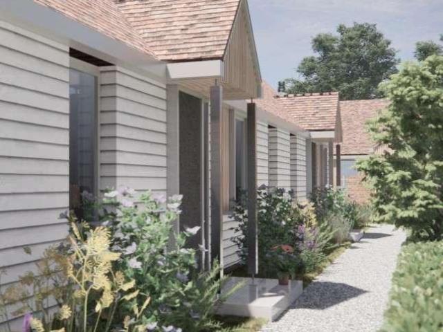 2 bed house for sale